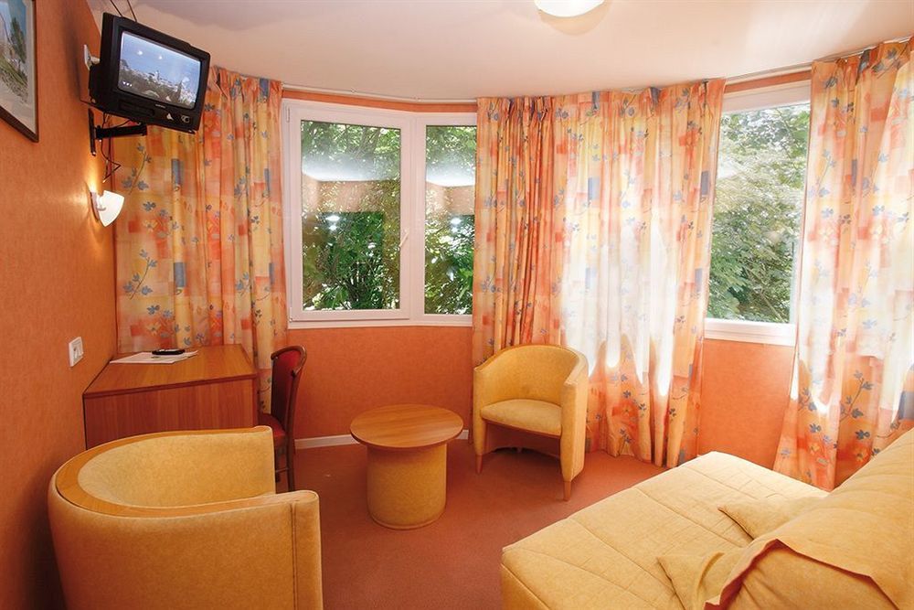Logis Hotel Le Ceans Orpierre المظهر الخارجي الصورة